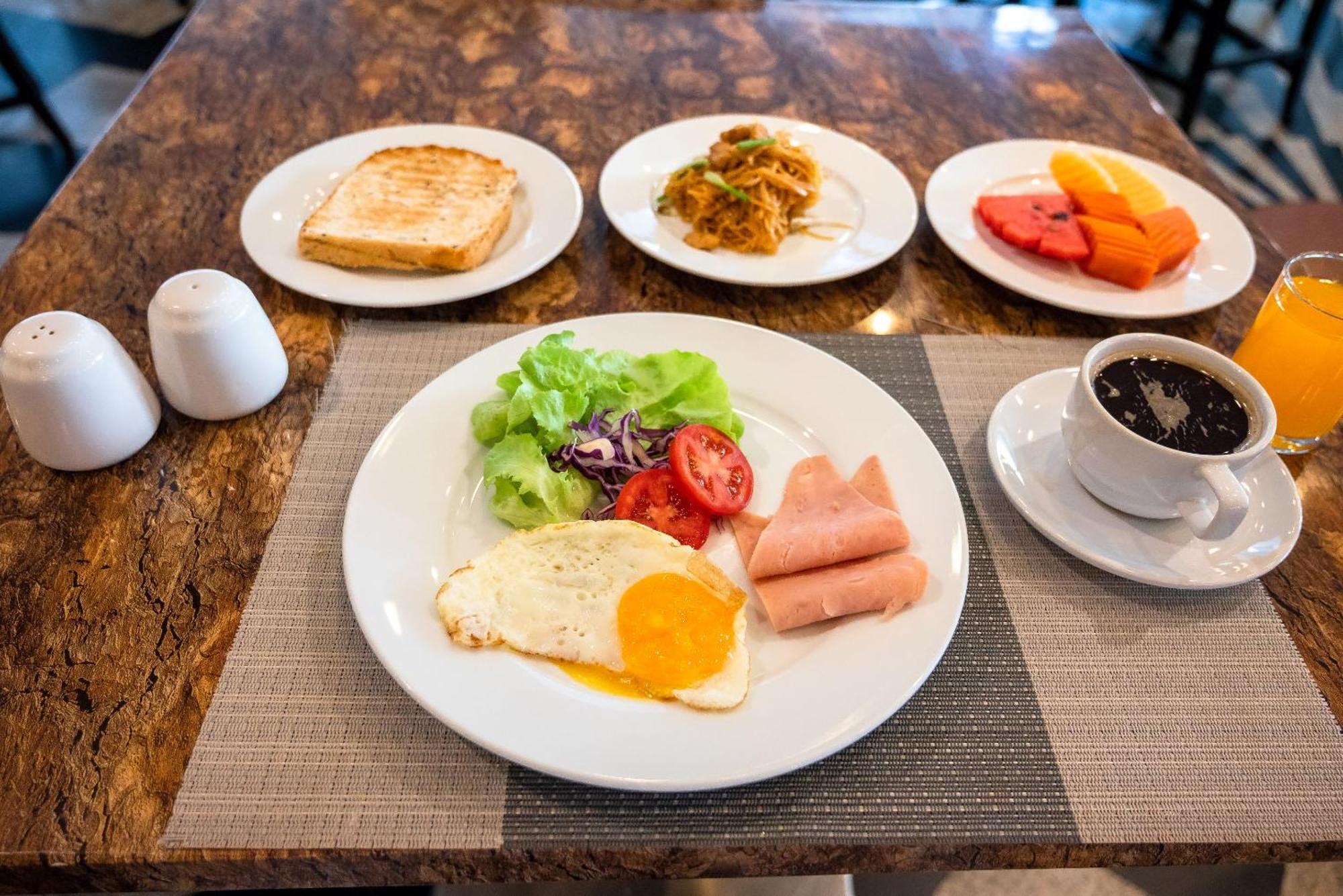 Fortune Hotel Korat- Sha Plus Nakhonratchasima Buitenkant foto