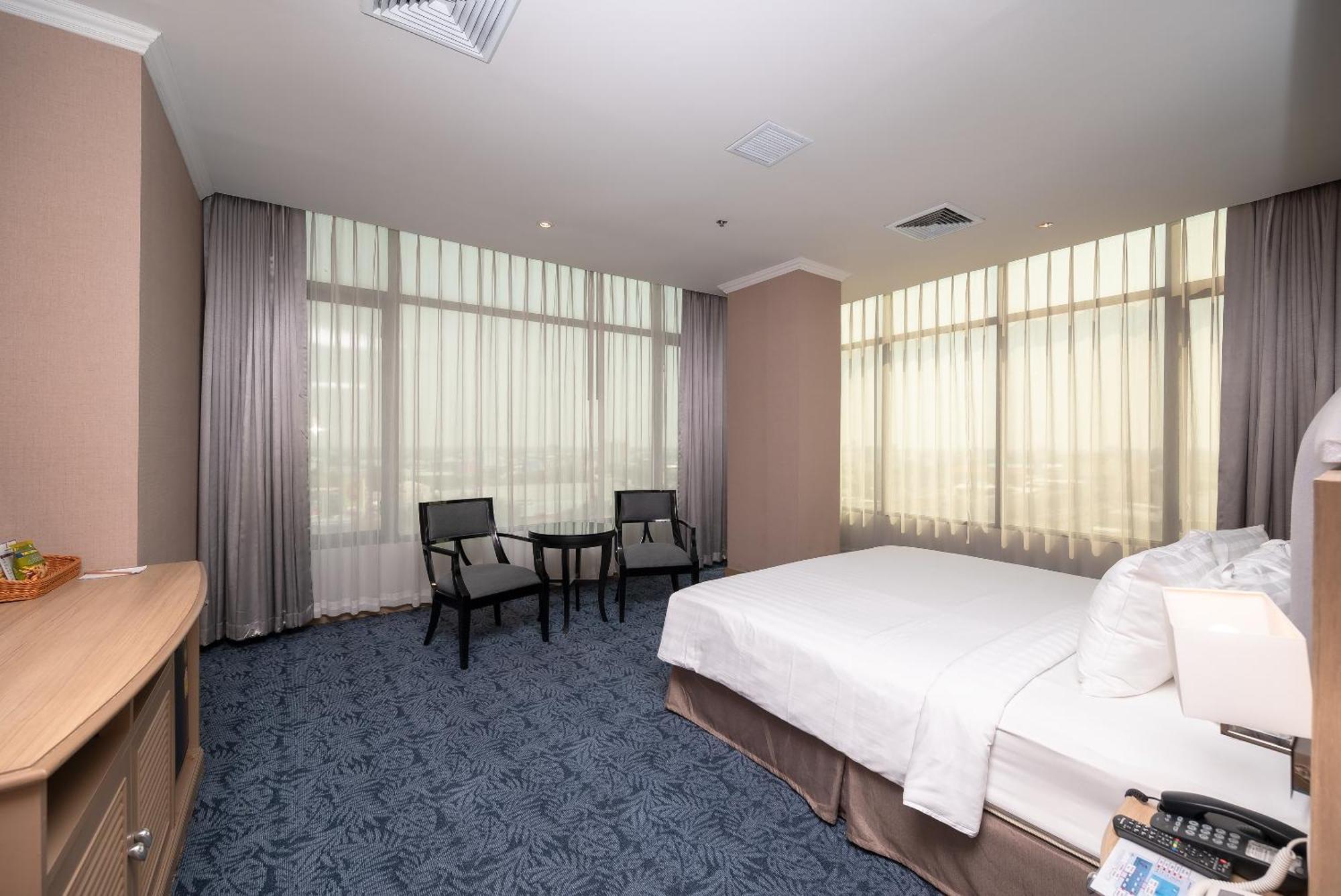 Fortune Hotel Korat- Sha Plus Nakhonratchasima Buitenkant foto
